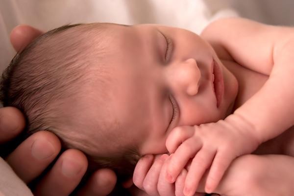 Лечение желтухи у новорожденных должно быть эффективным