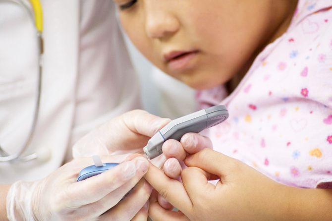 Сахарный диабет у детей, первые признаки и способы лечения